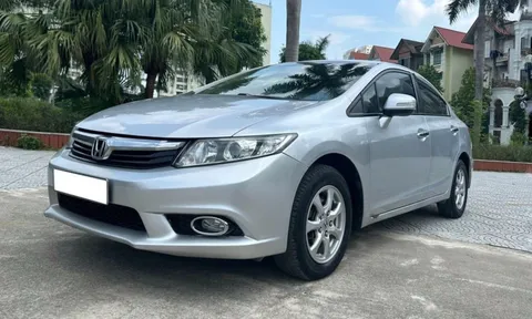 Honda Civic lăn bánh 10 năm rao bán với mức giá rẻ bất ngờ