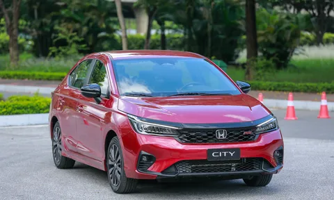 Không kém cạnh đối thủ Toyota Vios, Honda City cũng được ưu đãi 100% trước bạ