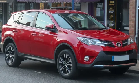 Xe SUV của Toyota có nguy cơ cháy nổ, hãng "đại triệu hồi" hơn 2 triệu chiếc
