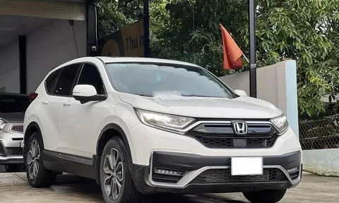 Honda CR-V đời cũ chạy "siêu lướt" bán giá thấp khó tin