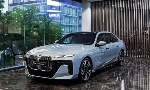 Loạt xe hạng sang tung ưu đãi ngang một chiếc xe đô thị hạng A trong tháng 11/2023