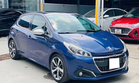 Sư tử Pháp Peugeot 208 chạy 6 vạn hét giá chỉ ngang Kia Morning