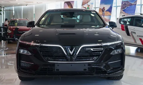 Đại lý xả kho VinFast Lux A2.0, giá rẻ chỉ ngang sedan cỡ B như Toyota Vios
