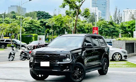 Ford Everest 2023 lỗ tới 300 triệu đồng chỉ sau 2 tháng lăn bánh