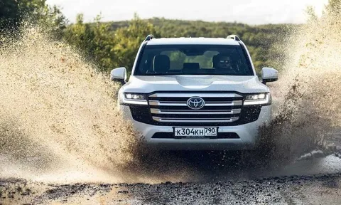 Toyota Land Cruiser sẽ có tùy chọn động cơ hydro?