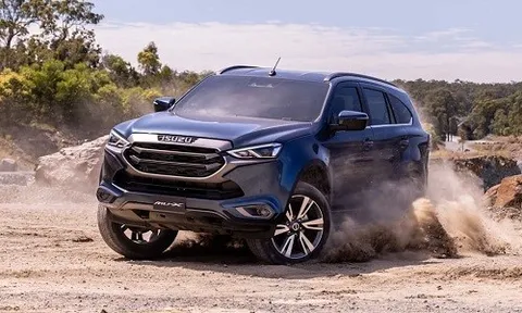 SUV 7 chỗ hạng D giảm cực khủng, giá còn rẻ hơn xe hạng C