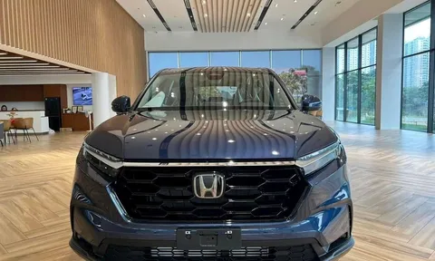 Honda CR-V 2024 tăng khuyến mãi tại đại lý, người mua tiết kiệm gần 120 triệu đồng.