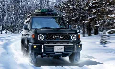 Huyền thoại offroad - Toyota Land Cruiser 70 Series "tái xuất" sau 9 năm vắng bóng
