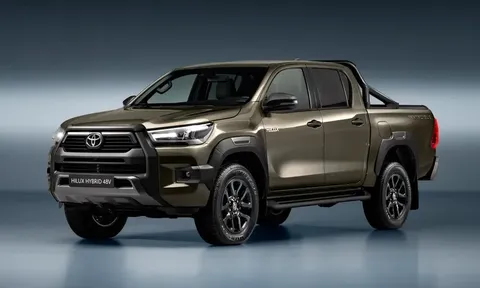 Toyota Hilux sắp có phiên bản tiết kiệm nhiên liệu, chờ ngày về Việt Nam đấu Ford Ranger