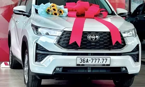 Biển ngũ quý Thanh Hóa bất ngờ được "lên đời" bởi một tín đồ Toyota Innova