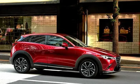 Mazda CX-3 2024 ra mắt hàng xóm: Giá bán tăng nhẹ, bổ sung công nghệ an toàn tiêu chuẩn
