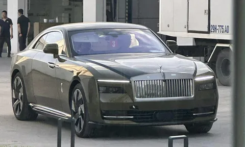 Xe điện Rolls-Royce cận kề ngày ra mắt khách Việt, giá dự kiến vào khoảng 18 tỷ đồng