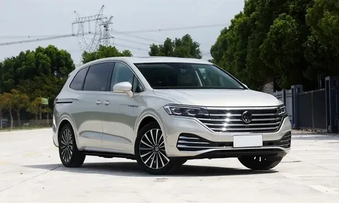 Đếm ngược ngày ra mắt Volkswagen Viloran 2024 - MPV cạnh tranh KIA Carnival