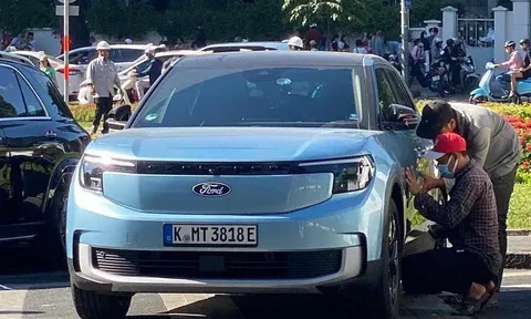 Ford Explorer bản chạy điện bất ngờ xuất hiện tại Việt Nam với thiết kế cực "nuột nà"