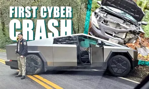 Vừa ra mắt không lâu, Tesla Cybertruck đã gặp tai nạn nghiêm trọng ngay trên đường công cộng