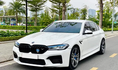 BMW 520i cũ chạy 70.000 km rao bán giá rẻ, riêng tiền độ cao hơn cả tiền bán xe