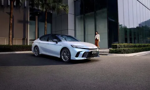Toyota Camry 2024 mở bán tại Trung Quốc, giá quy đổi chưa đầy 600 triệu đồng