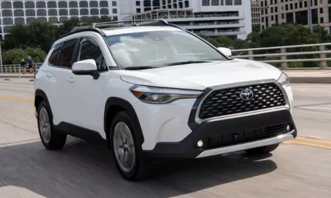 Gần 13.000 chiếc Toyota Corolla Cross phải quay lại đại lý sau đợt triệu hồi trước