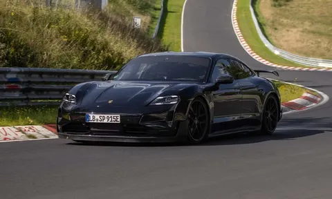 Dù chưa ra mắt nhưng Porsche Taycan 2025 đã lập kỷ lục "chất"