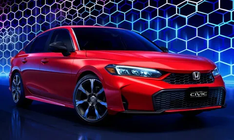 Honda Civic 2025 sẽ có thêm phiên bản hybrid?