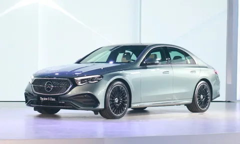 Cận cảnh diện mạo hoàn toàn mới Mercedes E-Class 2024