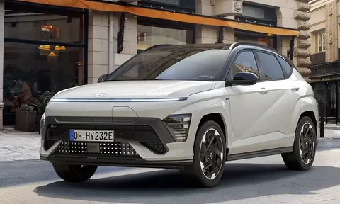 Hyundai Kona 2024 chạy điện bất ngờ xuất hiện với phiên bản bodykit "chất chơi"