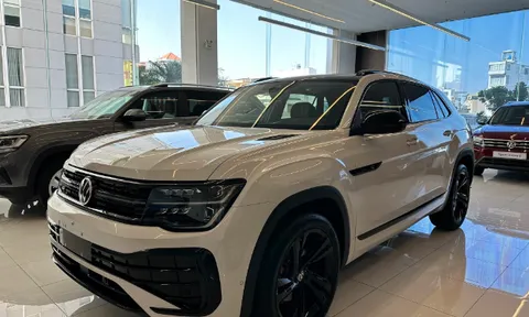 Cận cảnh đối thủ Hyundai Palisade tại đại lý, giá dự kiến trên 2 tỷ đồng