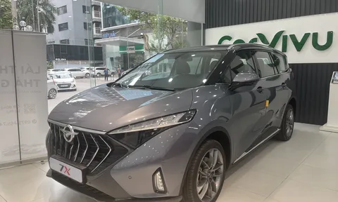Vừa ra mắt, đối thủ của Hyundai Custin tiếp tục ưu đãi tới cả 100 triệu, đưa giá bán thực tế chỉ còn 750 triệu đồng