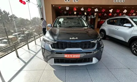 Kia Sonet 2024 bổ sung phiên bản giá rẻ, giá quy đổi chưa đầy 300 triệu đồng