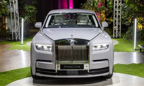 Rolls-Royce Phantom Series II ra mắt thị trường hàng xóm, giá quy đổi chỉ bằng 1/6 tại thị trường Việt Nam