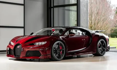 Mục sở thị chiếc Bugatti Chiron Super Sport phiên bản "Rồng Đỏ" cực ngầu trước thềm Tết Nguyên Đán