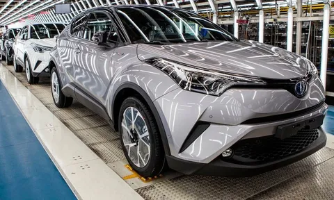 Bất chấp những bê bối gần đây, Toyota vẫn kiếm lợi nhuận 'khủng' nhờ bán xe hybrid