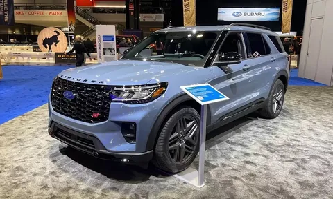 Cận cảnh Ford Explorer 2025 sẽ sớm về Việt Nam để đấu Hyundai Palisade