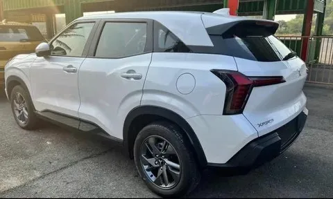 Cận cảnh Mitsubishi Xforce bản Tiêu chuẩn vừa về Việt Nam, liệu đủ sức so kè Hyundai Creta