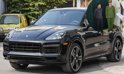Thuê xe sang Porsche tự lái dịp Tết, người thuê mang luôn đi cầm đồ