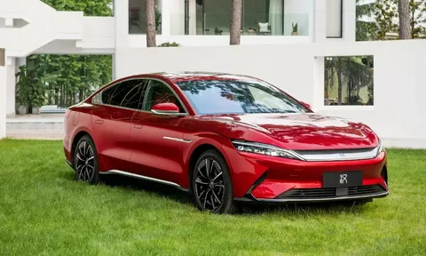 Không phải xe điện, xe hybrid mới sắp bùng nổ tại thị trường ô tô lớn nhất thế giới?