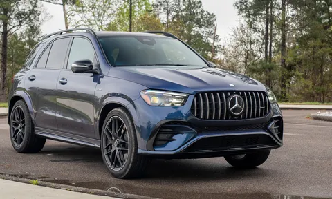 Triệu hồi hơn 100.000 xe Mercedes có nguy cơ mất an toàn khi sử dụng
