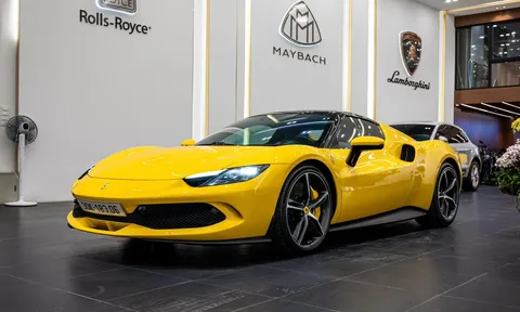 Siêu xe Ferrari 296 GTB đầu tiên về Việt Nam vừa chạy 3.000 km đã lên sàn xe cũ