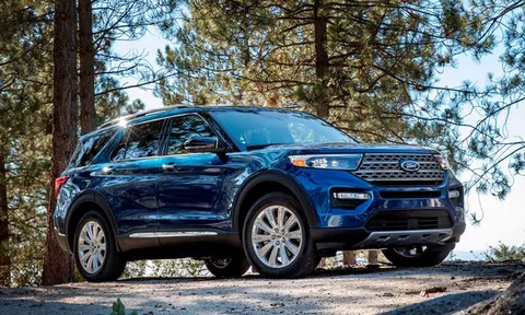 SUV 7 chỗ đua nhau giảm giá "hàng trăm triệu" trong tháng 3, nhiều mẫu chạm đáy kịch sàn