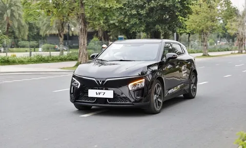 Tất tần tật chi phí sử dụng VinFast VF7, liệu có đủ sức cạnh tranh Mazda CX-5?