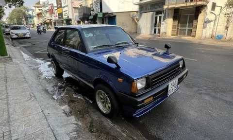 Bổ mắt với "hàng nóng" Toyota Starlet 1984 của ông Đặng Lê Nguyên Vũ