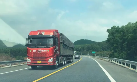 ĐỀ XUẤT: Tốc độ tối đa của cao tốc 2 làn giảm xuống 50-60 km/h
