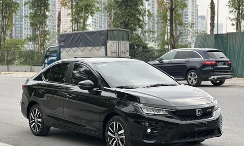 Tiếp đà giảm giá, Honda City RS cao cấp hạ giá thấp hơn cả Vios, Accent