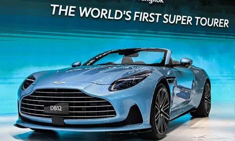 Siêu xe mui trần Aston Martin DB12 Volante ra mắt thị trường Đông Nam Á, giá quy đổi lên tới hơn 17 tỷ đồng