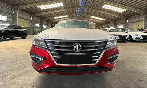 New MG5 bản full về Việt Nam, bổ sung nhiều trang bị vẫn rẻ hơn Vios, City hay Accent