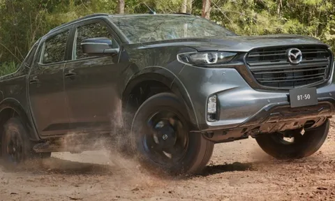 Bán tải Mazda BT-50 ra mắt bản nâng cấp, thêm trang bị đấu Ford Ranger
