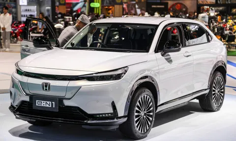 Honda HR-V phiên bản không tốn xăng chính thức lộ diện Đông Nam Á