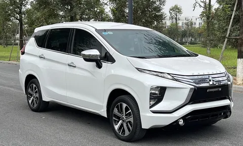 Mitsubishi Xpander "hét giá" chỉ 400 triệu đồng sau 5 năm lăn bánh