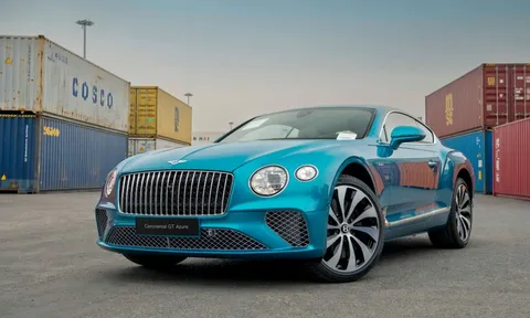Chiêm ngưỡng sedan siêu sang Bentley Continental GT Azure V8 với màu sơn "ma mị" vừa cập bến Việt Nam