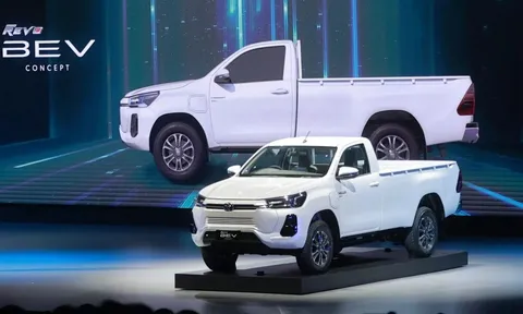 Phiên bản thuần điện của Toyota Hilux sẽ chính thức được vén màn vào năm sau